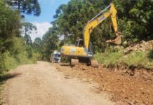 Patrolamento e Remoção de Pontas de Rochas Melhoram a Estrada do Travessão em Coronel Domingos Soares