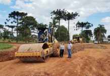 Manutenção das estradas rurais de Coronel Domingos Soares reforça compromisso com o desenvolvimento e segurança