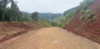 Concluído 4.2 km de cascalhamento da estrada que liga cidade a comunidade do Iratim