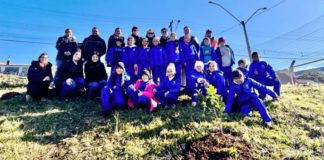 Marini Compensados realiza ação ambiental com alunos da Escola José Luiz Andraschko em comemoração ao Dia do Meio Ambiente