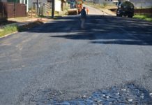 Mais três ruas recebem recape asfáltico em Coronel Domingos Soares
