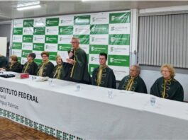 Academia Palmense de Letras é homenageada pelos 25 anos de fundação