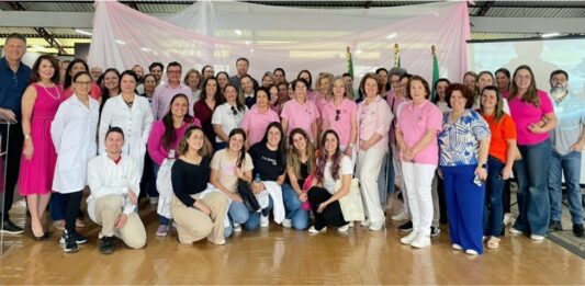 Palmas realiza abertura oficial da Carreta da Saúde da Mulher pelo Programa Paraná Rosa