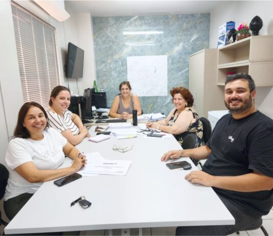 Secretaria Municipal de Saúde promove reunião de alinhamento e anuncia início da Campanha de Vacinação contra a Influenza 2026