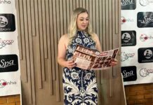 Palmas para o destaque: através do Rich’s Volleyball Mulheres 40+, Vera Lúcia Figueiredo Necher é reconhecida pela Revista Diference