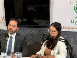 Em gesto histórico no Mês das Mães, presidente da OAB Palmas transfere simbolicamente presidência à advogada Letícia Tiepo
