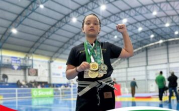 Aluna da Escola Municipal Tia Dalva conquista medalha de ouro em campeonato de Jiu-Jitsu