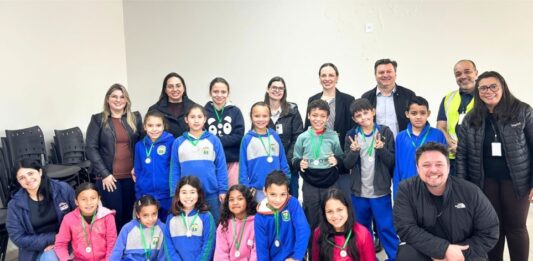 Marini Compensados promove educação ambiental com alunos da Escola Pequena Águia